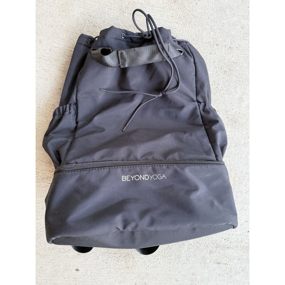 BEYOND YOGA Convertible Gym Bag Backpack 19” Black Tote With Straps And Handles